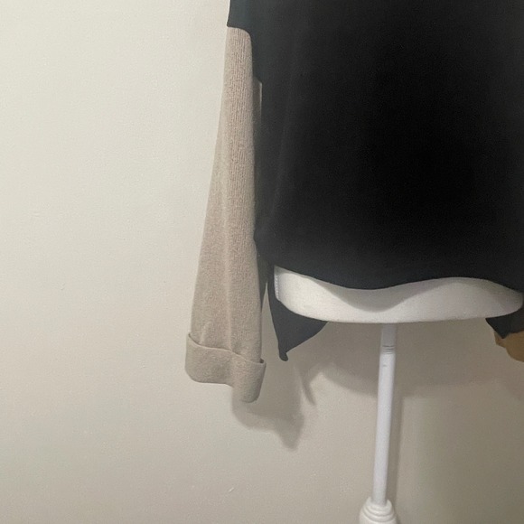 SHE+SKY Women Color Block Hi Low Top Black Beige Brown Long Sleeve Large Sweater - Picture 3 of 7
